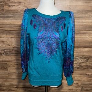 Vintage woman’s lace sleeve sweater size small